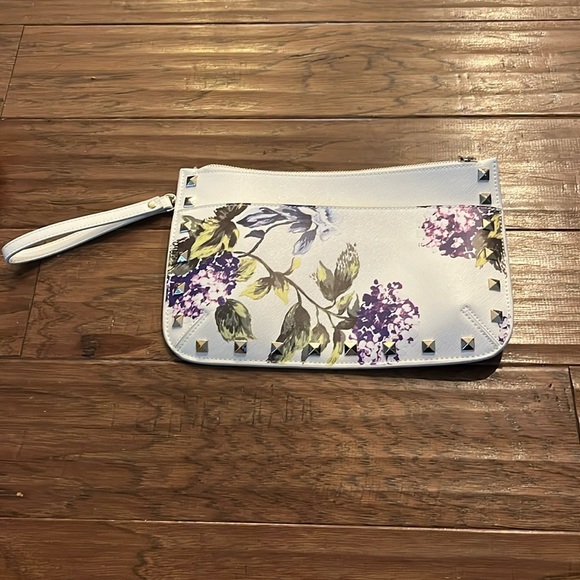 White House Black Market Handbags - White House Black Market Clutch